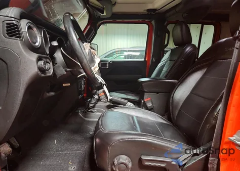 2018 Jeep Wrangler Unlimited Sahara z USA, uszkodzony, nr VIN 1C4HJXEG8JW189509